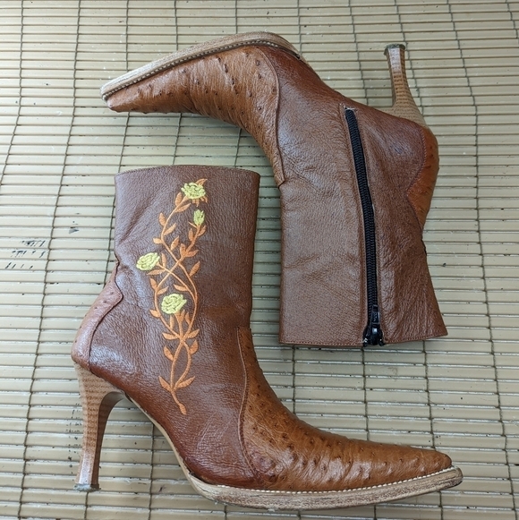 Lagarto Floral Embroidered Ostrich Cognac brown Leather side Zip Pointed Toe 3" - Picture 4 of 10